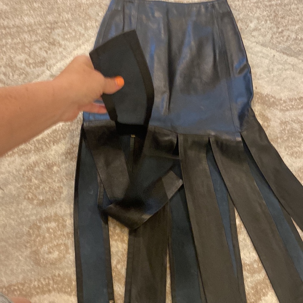 Rocco D'Amelio Black Leather Pleated Mini Skirt - Picture 4 of 5